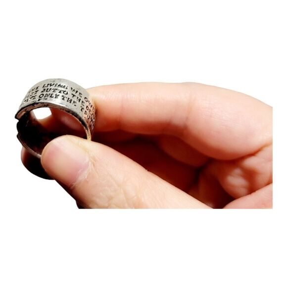 Brand New Silver With Gold Skulls Ring Adjustable Size - Picture 5 of 8